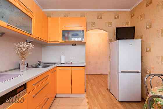 Pārdod gaišu 2 istabu dzīvokli Pļavniekos
Tiek pārdots mājīgs un saulains 2 istabu dzīvoklis vienā  Rīga