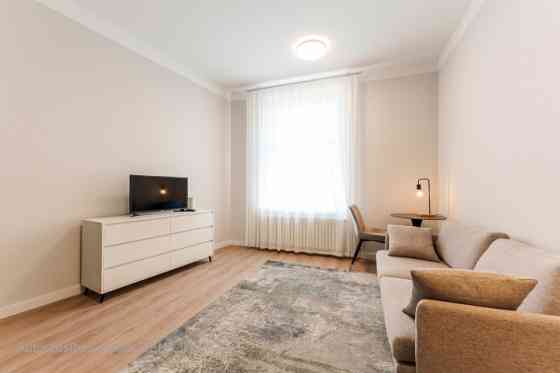 Полностью меблированная 2-комнатная квартира в Центре.  Улица Кришьяня Валдемара Рига