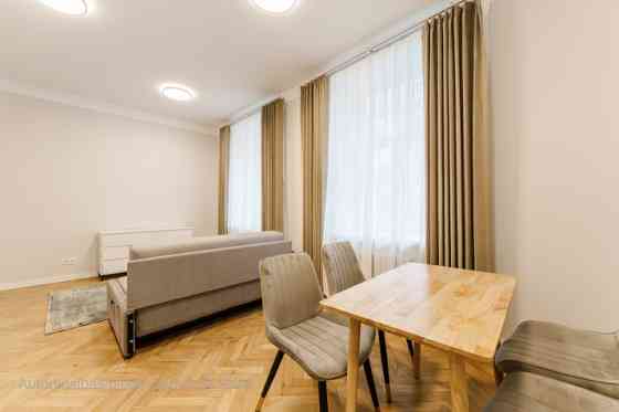 Mеблированная квартира-студия в центре Риги  В квартире гостиная, совмещенная с Рига