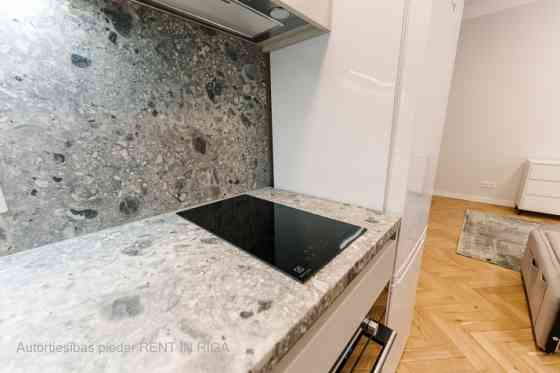 Mеблированная квартира-студия в центре Риги  В квартире гостиная, совмещенная с Рига