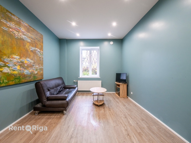 Izīrē 2istabu dzīvokli Rīgas centrā!  Iekļauta autostāvvieta slēgtā pagalmā  iebraukšana Rīga - foto 12