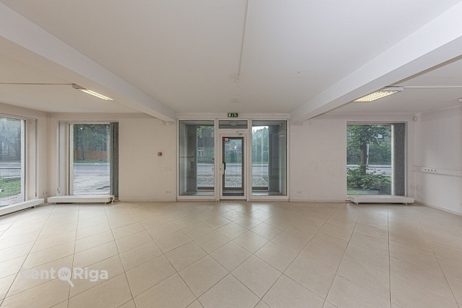 Plaša pielietojuma telpas Čiekurkalnā.   Piedāvājam nomai gaišas un plašas telpas ēkas pirmajā stāvā Рига - изображение 6