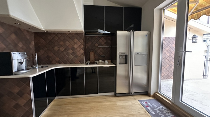 Komfortabls un mājīgs dzīvoklis Blaumaņa ielā, pašā Rīgas centrā. Ēka ir aprīkota ar Rīga - foto 5