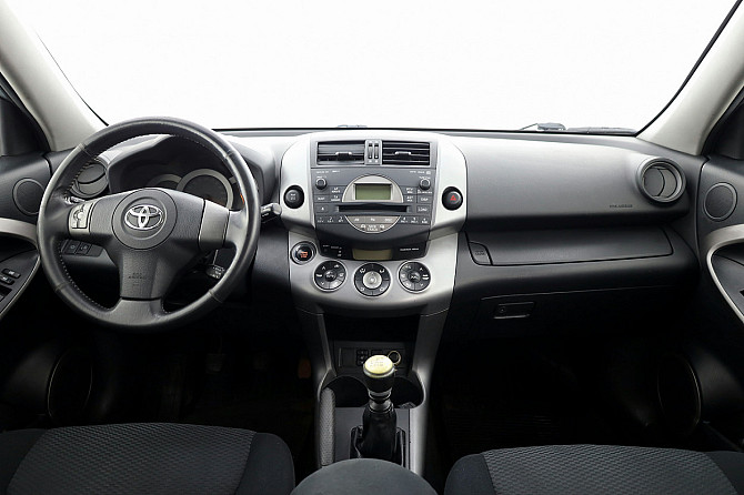 Toyota RAV4 Linea Sol 4x4 2.2 D-4D 100kW Таллин - изображение 5
