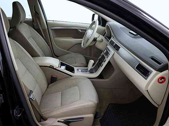 Volvo XC70 Summum ATM 2.4 D5 136kW Таллин