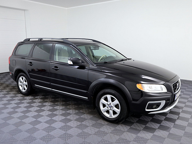 Volvo XC70 Summum ATM 2.4 D5 136kW Таллин - изображение 1