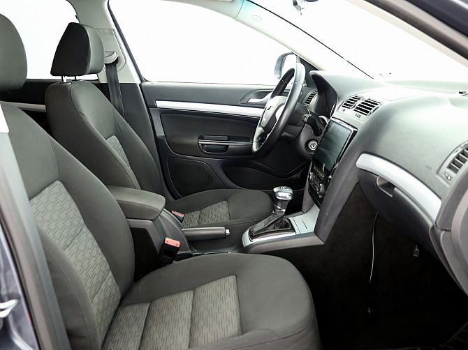 Skoda Octavia Comfortline Facelift ATM 1.2 77kW Таллин - изображение 6