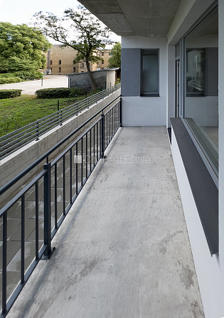 Здание во дворе, реновированный дом, закрытый двор, возможность аренды парковки, Рига - изображение 20