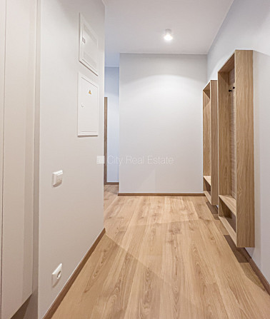 Здание во дворе, реновированный дом, закрытый двор, возможность аренды парковки, Рига - изображение 10