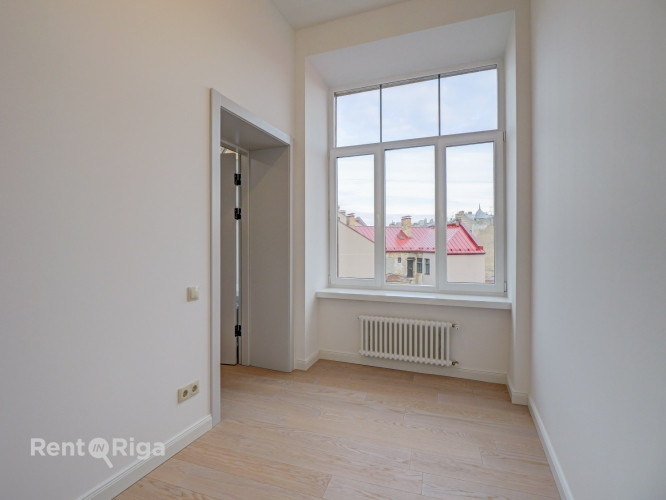 Элегантные апартаменты с балконом, выходящим во двор!  В отреставрированном Рига - изображение 7