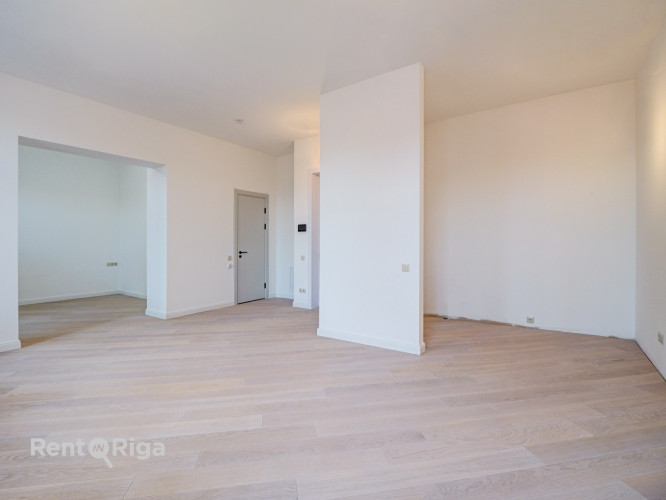 Элегантные апартаменты с балконом, выходящим во двор!  В отреставрированном Рига - изображение 4