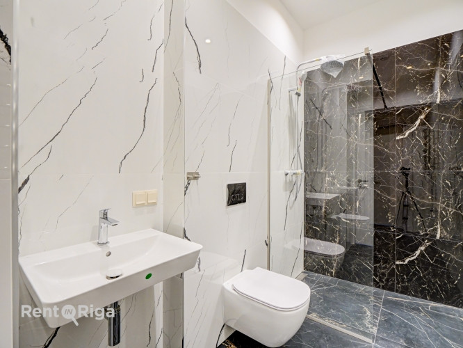 Элегантные апартаменты с балконом, выходящим во двор!  В отреставрированном Рига - изображение 10