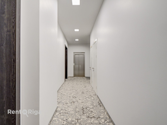 Квартира с элегантными высокими потолками!  В отреставрированном историческом Рига - изображение 8