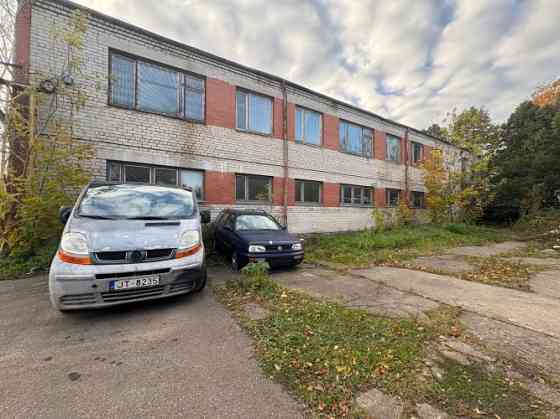 Доступны складские/производственные помещения в отличном месте и по выгодной Rīga