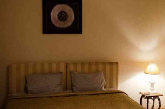 Красивая и просторная 3-комнатная квартира в тихом центре Риги.  Светлая Rīga