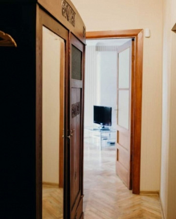 Skaists un plašs 3 istabu dzīvoklis klusajā Rīgas centrā.  Gaišs mēbelēts dzīvoklis Rīga - foto 8