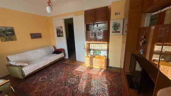 Сдаётся тёплая, солнечная и просторная двухкомнатная квартира в хорошем состоянии. Комнаты... Рига