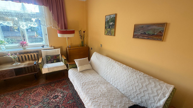 Сдаётся тёплая, солнечная и просторная двухкомнатная квартира в хорошем состоянии. Комнаты... Rīga - foto 1