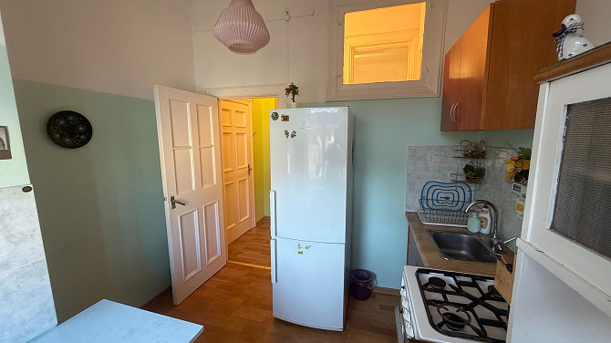 Сдаётся тёплая, солнечная и просторная двухкомнатная квартира в хорошем состоянии. Комнаты... Rīga - foto 9