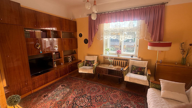 Сдаётся тёплая, солнечная и просторная двухкомнатная квартира в хорошем состоянии. Комнаты... Rīga - foto 2