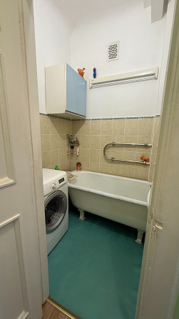 Сдаётся тёплая, солнечная и просторная двухкомнатная квартира в хорошем состоянии. Комнаты... Rīga - foto 6