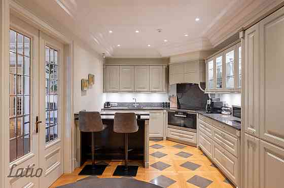 Pārdošanā Luksusa dzīvoklis Rīgas sirdī - vēstniecību rajonā Pārdod ekskluzīvu dzīvokli prestižā lok Рига