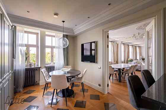 Pārdošanā Luksusa dzīvoklis Rīgas sirdī - vēstniecību rajonā Pārdod ekskluzīvu dzīvokli prestižā lok Рига