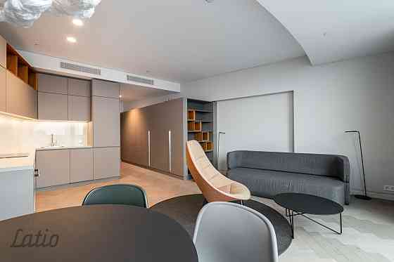 Ekskluzīvi dzīvokļi jaunajā projektā Zundas Torņi
Piedāvājam īrēt dažādu platību, pilnībā mēbelētus  Рига