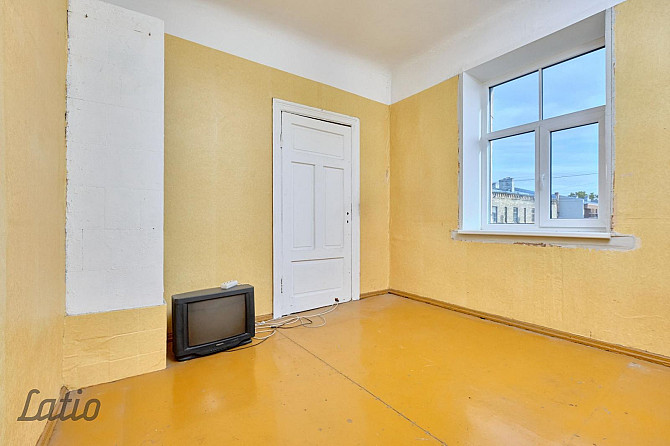 Pārdod 2-istabu dzīvokli Rīgas vēsturiskajā centrā, Ģertrūdes ielā . Dzīvoklis atrodas Rīga - foto 3