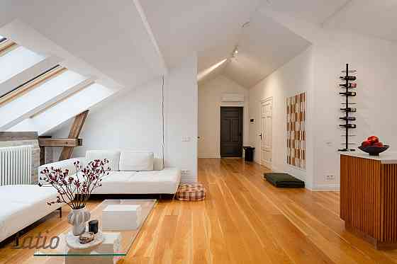 Ekskluzīvs mansarda dzīvoklis Kalnciema kvartālā  elegance, dizains un kvalitāte vienuviet
Pārdošanā Rīga