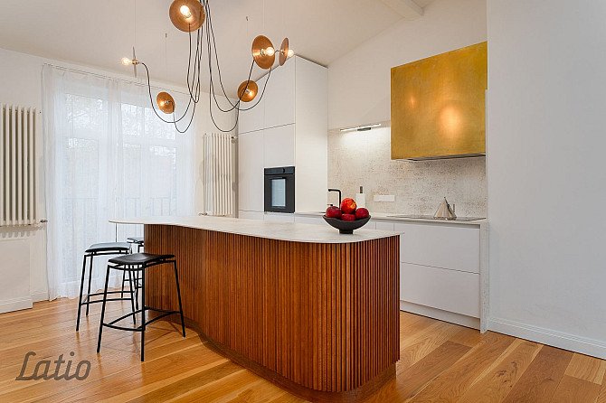 Ekskluzīvs mansarda dzīvoklis Kalnciema kvartālā  elegance, dizains un kvalitāte vienuviet Rīga - foto 3