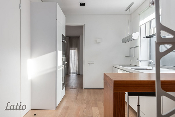 Izīrē ekskluzīvu penthouse apartamentu Kalpaka bulvārī 9
Modernai un komfortablai dzīvei  šis pentho Рига - изображение 2