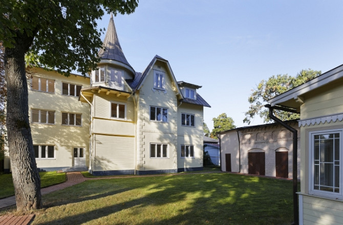 Продается вилла и вспомогательные здания в Майори, построенный в типичном стиле Юрмала - изображение 9