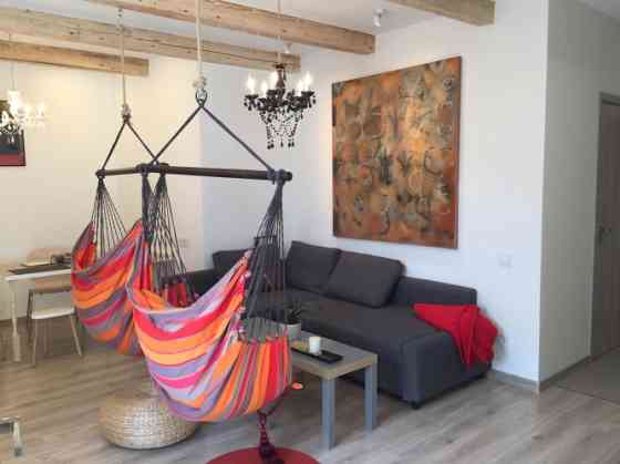 Moderns un mājīgs 2 istabu dzīvoklis lieliskā vietā  Rīgas centrā  Izīrējas jauns, mājīgs un moderni Рига