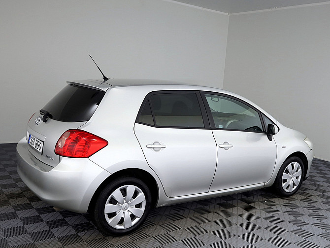 Toyota Auris Linea Sol ATM 1.6 91kW Таллин - изображение 3