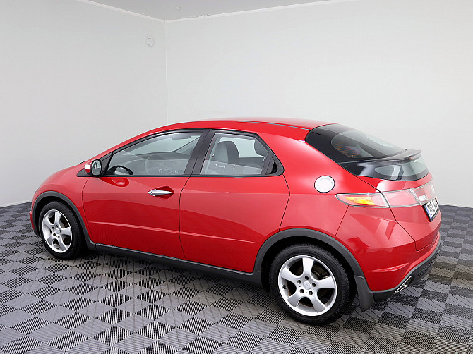 Honda Civic Elegance 1.8 103kW Таллин - изображение 4