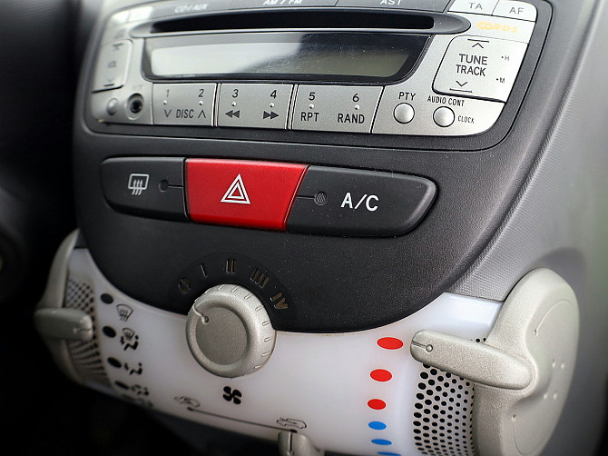 Peugeot 107 Facelift 1.0 50kW Tallina - foto 8