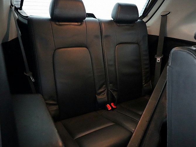 Chevrolet Captiva Luxury Facelift ATM 2.2 CRDi 135kW Tallina - foto 8
