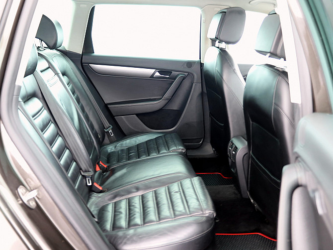 Volkswagen Passat Highline 1.4 110kW Таллин - изображение 7