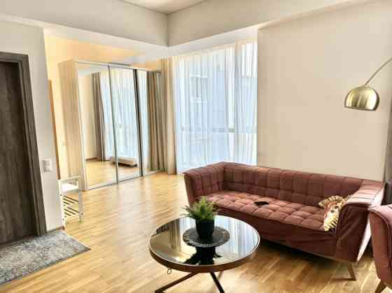 Просторная и элегантная 4-комнатная квартира с террасой и подземной парковкой Jūrmala