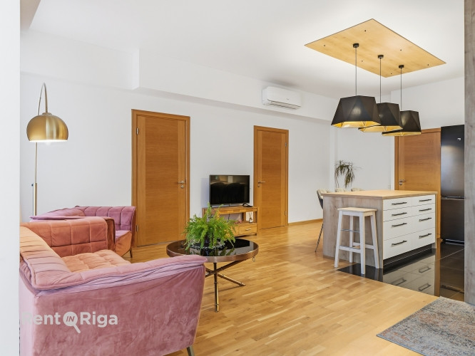 Plašs un elegantas apdares 4-istabu dzīvoklis ar terasi un pazemes stāvvietu  tikai 300 m no Jūrmala - foto 12