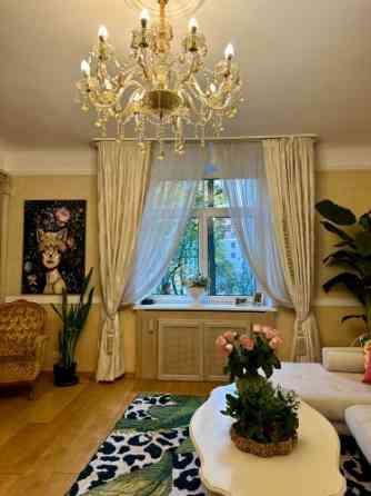An opportunity to live in the very heart of Old Riga. This apartment offers everything a city life e Rīga