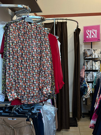 Продаётся действующий магазин женской одежды, расположенный в отличном месте .Бизнес полностью... Rēzekne - foto 2