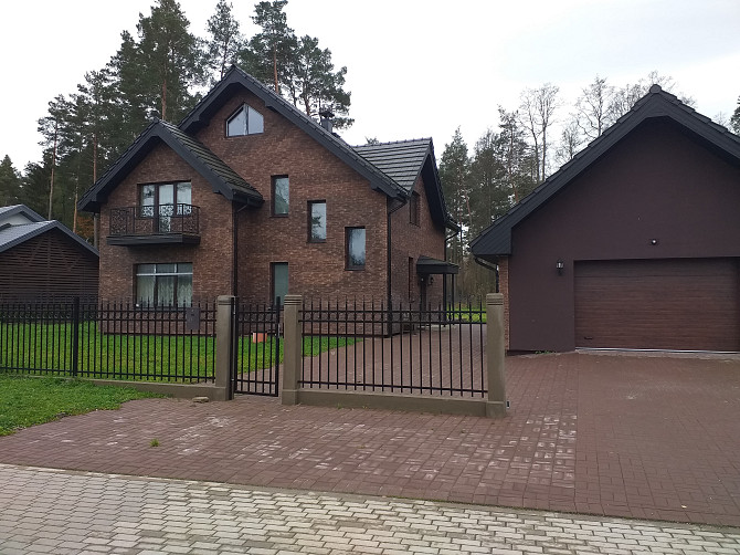 Elitārā ciematā “Jūras krasti” tiek piedāvāta jauna divstāvu privātmāja.
Ciemats ir izvietots... Carnikava - foto 3