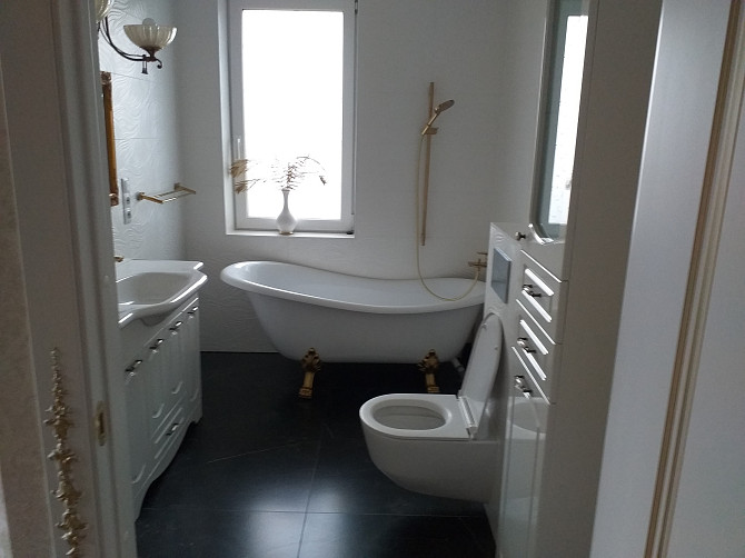 Elitārā ciematā “Jūras krasti” tiek piedāvāta jauna divstāvu privātmāja.
Ciemats ir izvietots... Carnikava - foto 11