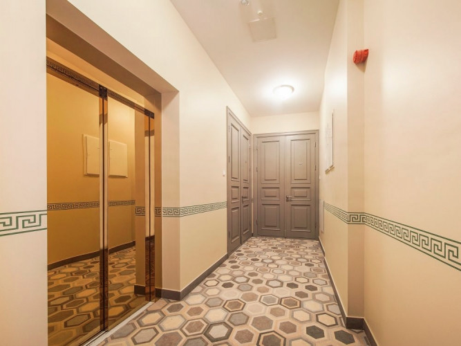 Продаётся элегантная и просторная 4-комнатная квартира в центре Риги. В Рига - изображение 4