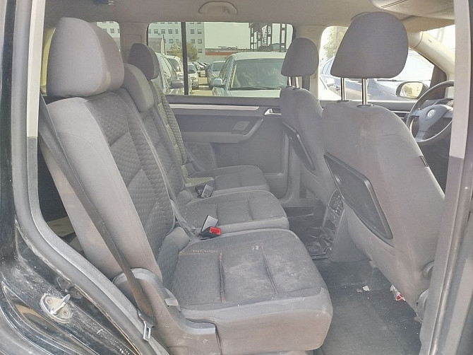 Volkswagen Touran Comfortline Facelift ATM 1.9 TDI 77kW Tallina - foto 7