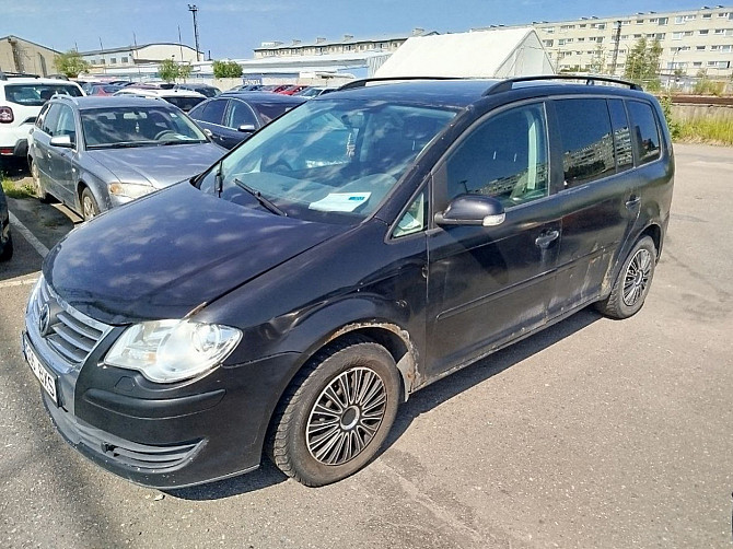 Volkswagen Touran Comfortline Facelift ATM 1.9 TDI 77kW Tallina - foto 2