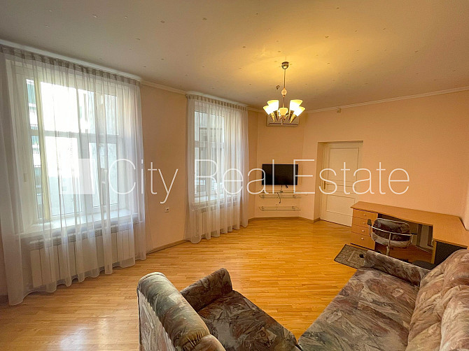 Pagalma ēka, slēgts pagalms, ieeja no pagalma, logi vērsti uz pagalma pusi, guļamistabu skaits Rīga - foto 20