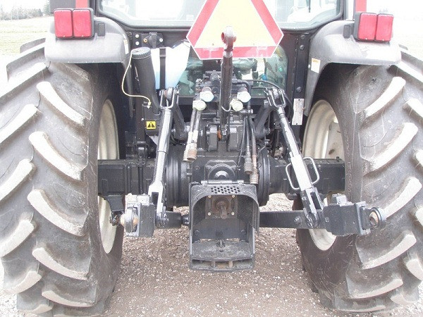 Lauksaimniecības traktor 2008 NEW HOLLAND T4030 MFWD
Lietots: Lauksaimniecības Traktors –... Рига - изображение 5